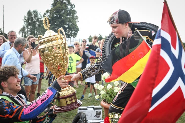 Norick Bloedorn – diabelski talent z Landshut. 3 Minizuzel 2