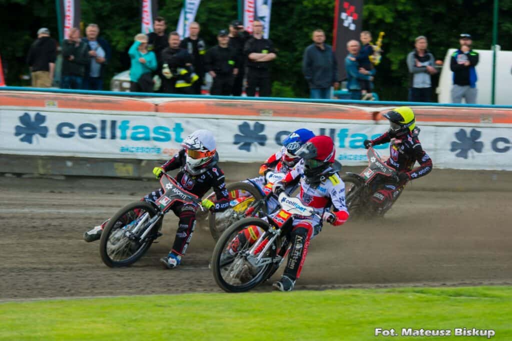 V. Milik Superstar i rekord toru A. Lebiediewa! - Cellfast Wilki Krosno - Aforti Strat Gniezno 2 wilki start