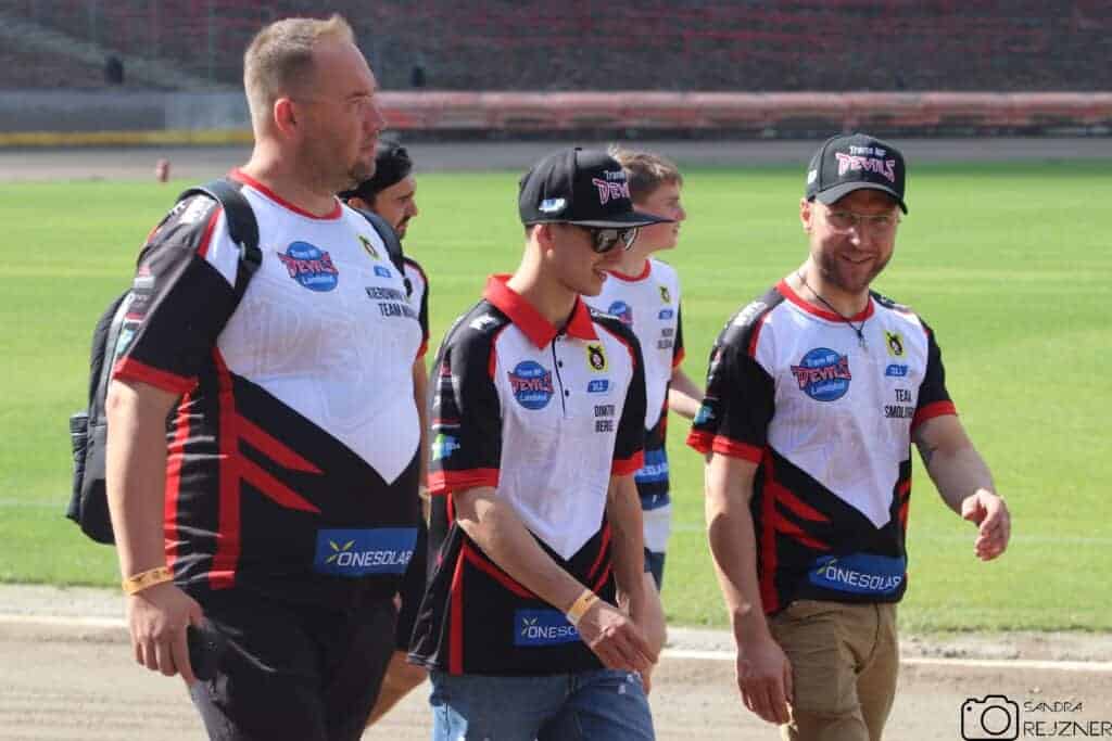 „Nie ukrywam, że jechaliśmy do Poznania z pewnymi obawami.” – wypowiedzi po meczu SpecHouse PSŻ Poznań – Trans MF Landshut Devils. 1 slawomir kryjom