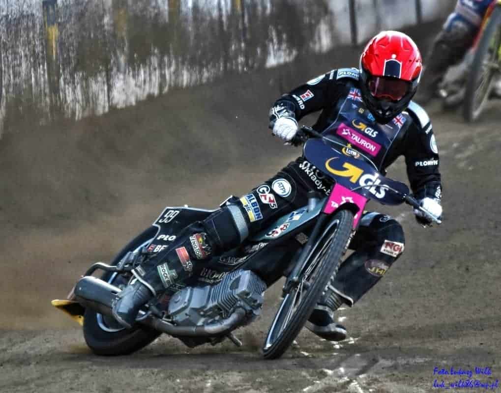 Daniel Bewley rezygnuje z Anglii! Nowy kontrakt anglika w Szwecji! 1 216481329 4355335501171119 5634189668441954976 n