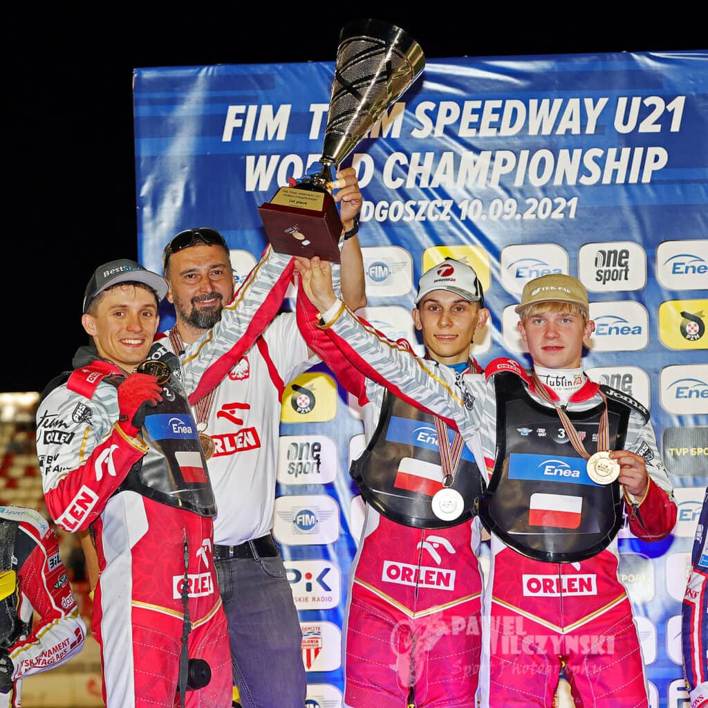Rafał Dobrucki: "Miniony sezon należy ocenić pozytywnie" 3 241675391 10223694609087562 4916672556752724381 n