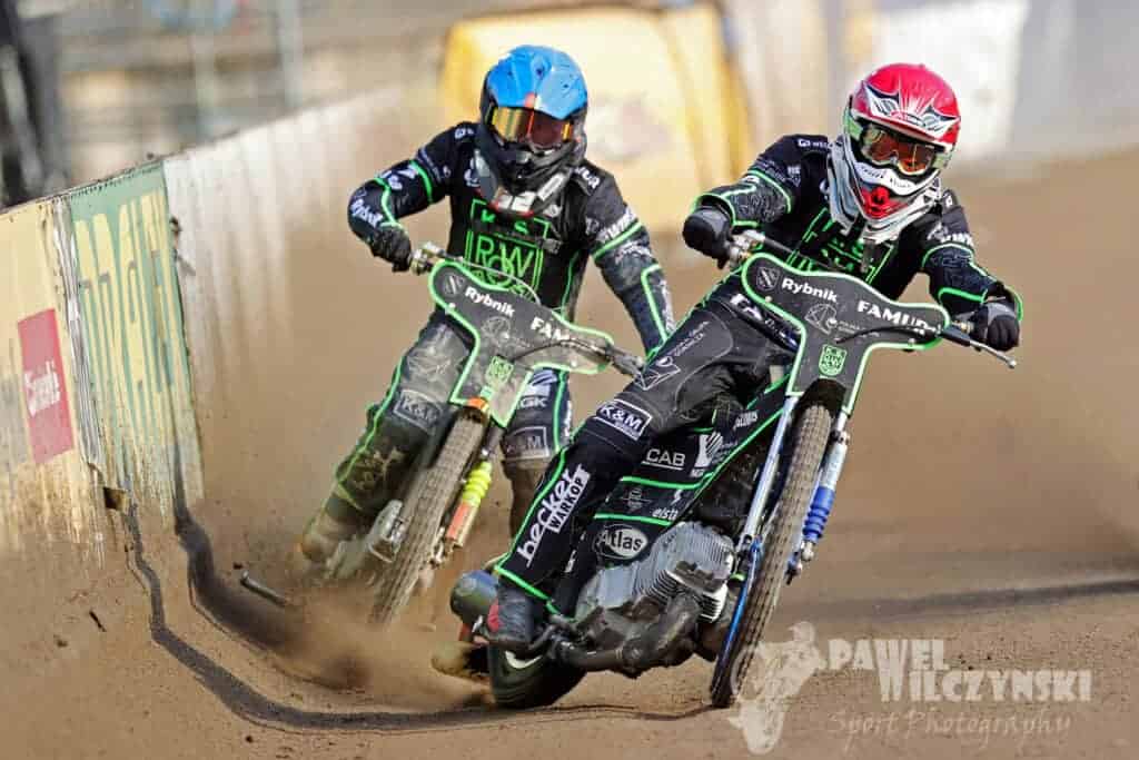 ROW wysoko wygrywa sparing z Wilkami Krosno 1 200481844 10223167197582604 8890674428519180676 n