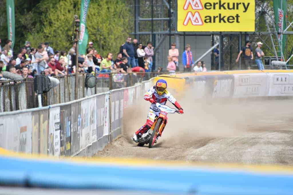 Czy to będzie kolejny trening?  Cellfast Wilki Krosno - Trans MF Landshut Devils (zapowiedź) 2 20220501 113942810 iOS