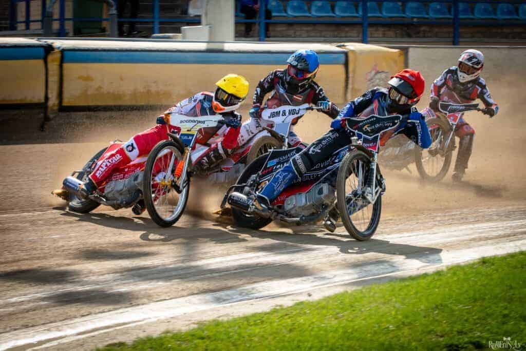Niespodziewany zwycięzca eliminacji do SGP2 w Daugavpils. Awans obu Polaków 2 279905819 496655545431528 1159239244239491320 n