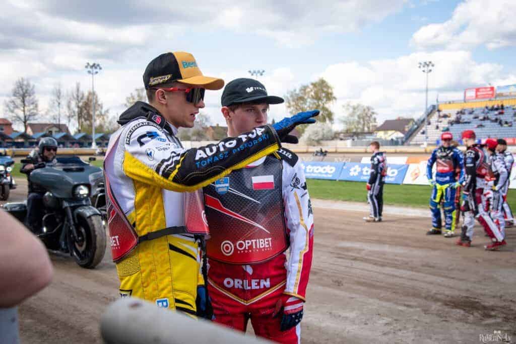 Niespodziewany zwycięzca eliminacji do SGP2 w Daugavpils. Awans obu Polaków 1 280260692 496655382098211 4757054242347219158 n
