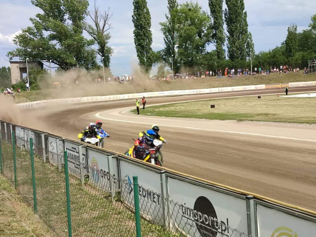 Emocje do ostatniego biegu w Opolu! O zwycięstwie zadecydował ostatni wyścig! Bedmet OK Kolejarz Opole  - SpecHouse PSŻ Poznań 46:43 3 3298BFD7 05D7 477D B367 0878795AE82E