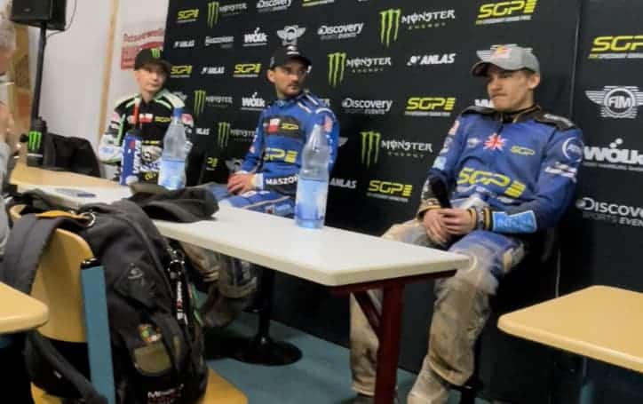 Konferencja po FIM SPEEDWAY GRAND PRIX w Teterow! Patryk Dudek świętuje, Zmarzlik zadowolony! (wideo) 1 C9F65717 6EA7 439C 9D55 6665B9A3ACB4