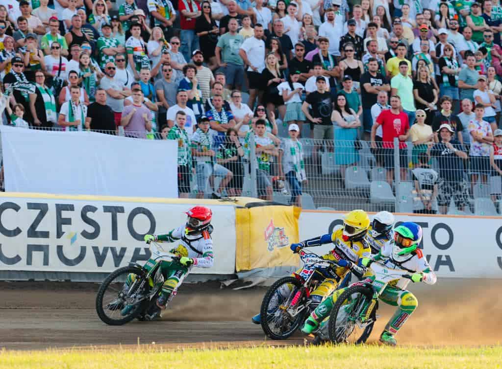 zielona-energia.com Włókniarz Częstochowa – Moje Bermudy Stal Gorzów - Fenomenalny Miśkowiak! Dwa punkty zostają w Częstochowie (relacja). 2 galeria 2 6