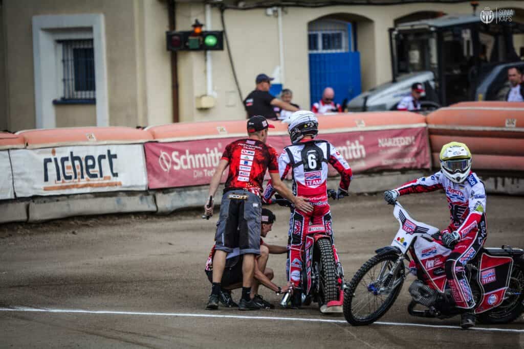 Żużlowa niedziela. W roli głównej z hitem w Częstochowie! W 1 lidze o otarcie łez, a w 2 lidze testowanie przed rundą play-off! 2 294478396 460428402751429 459183083630200020 n