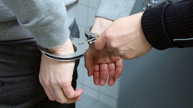Pierwsze wyroki i zatrzymania po niedzielnym meczu żużlowym w Ostrowie