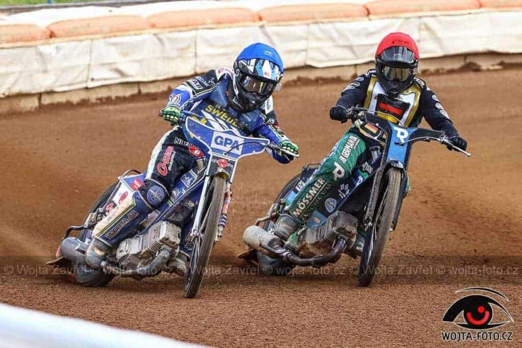 Żużel. Groźny upadek w finale. Triumf Redcar Bears 3 Erik Riss