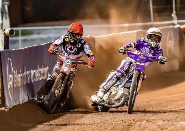 Belle Vue Aces wygrywają po raz czwarty z rzędu, Sheffield Tigers meldują się w półfinale – raport z Wysp Brytyjskich