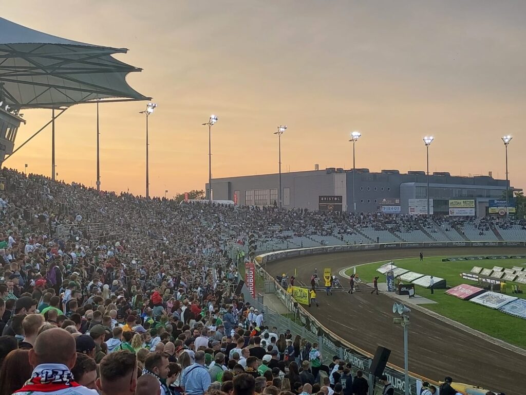 Żużel. Odeszli z Częstochowy i odżyli! Atmosfera w Włókniarz Częstochowa blokowała ich potencjał? 3 Finał IMP 2004 w Częstochowie