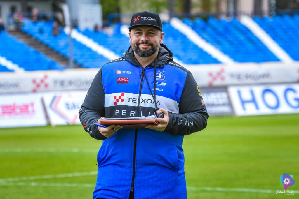 Stal Rzeszów czeka rewolucja! Trener opuszcza drużynę! 2 Paweł Piskorz