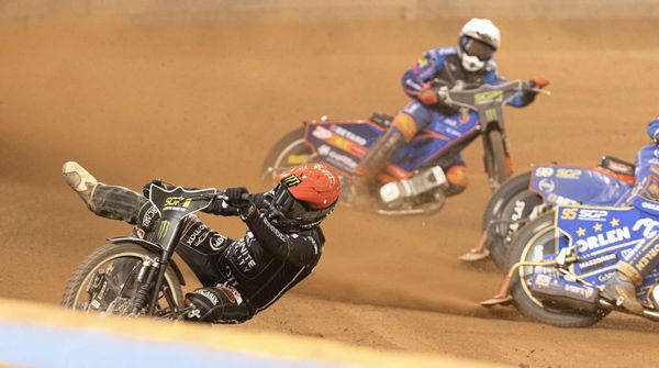 Żużel. Woffinden po udanej operacji ręki pokazał zdjęcia!