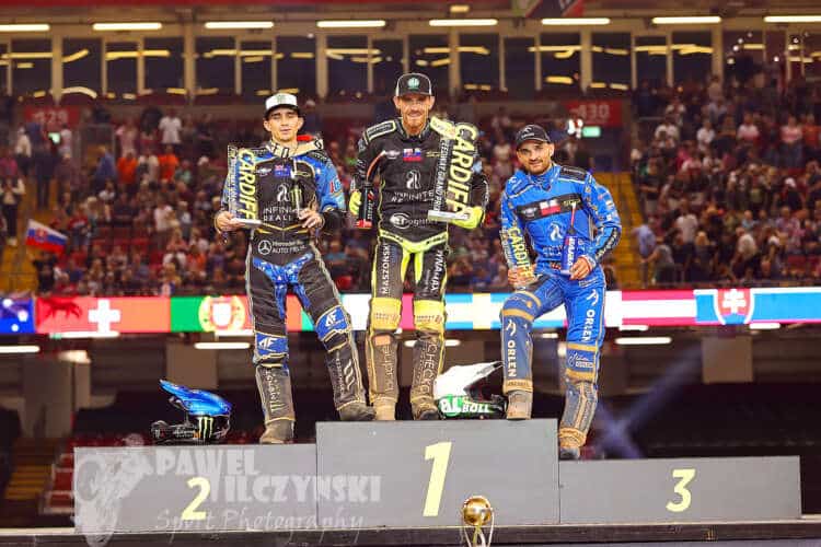 Bartosz Zmarzlik, trzykrotny mistrz świata zdradził, że męczył się podczas Grand Prix w Cardiff "Generalnie miałem bardzo źle przez cały wieczór" 1 Speedway Grand Prix