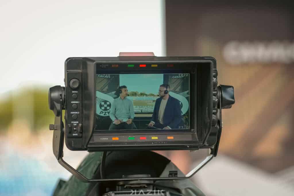 Żużel. Dziennikarka Canal+ z ogromnym wyróżnieniem 1 rozkład transmisji żużlowych na żywo