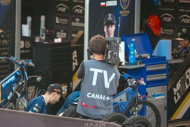 Canal+ z nowym żużlowym serialem! Ujrzymy kulisy walki o złoto!