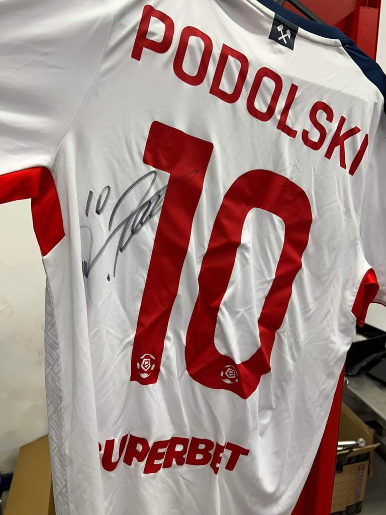 Żużel. Akademia organizuje licytacje. Celem pomoc dla młodego chłopca 7 FB IMG 1702285859518
