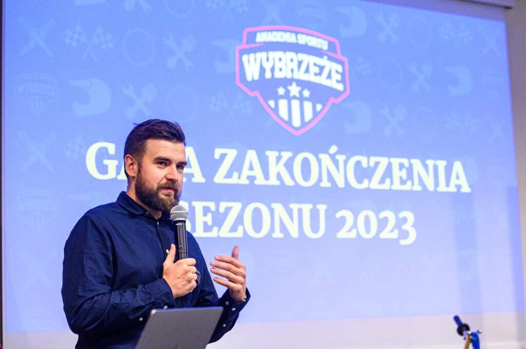 Żużel. W Gdańsku trwa remont minitoru. Celem poprawa bezpieczeństwa młodych zawodników 1 żużel
