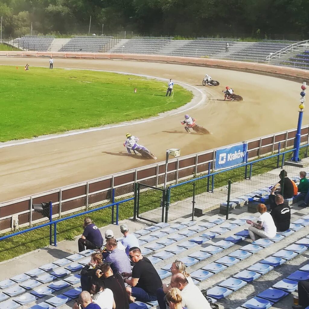 Żużel. Speedway Kraków bez toru, a Stowarzyszenie Przyjaciół Żużla - zaledwie 160 złotych na koncie! Dzieje się w Krakowie! 1 61032109 2213855175378103 332497809502633984 n