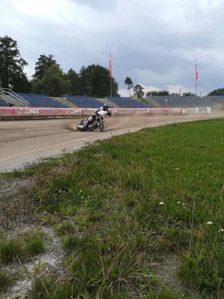 Żużel. Wyścig z czasem dla Speedway Kraków: Gotowy skład, brakujące fundusze i wsparcie miasta pod znakiem zapytania 2 Speedway Krakow
