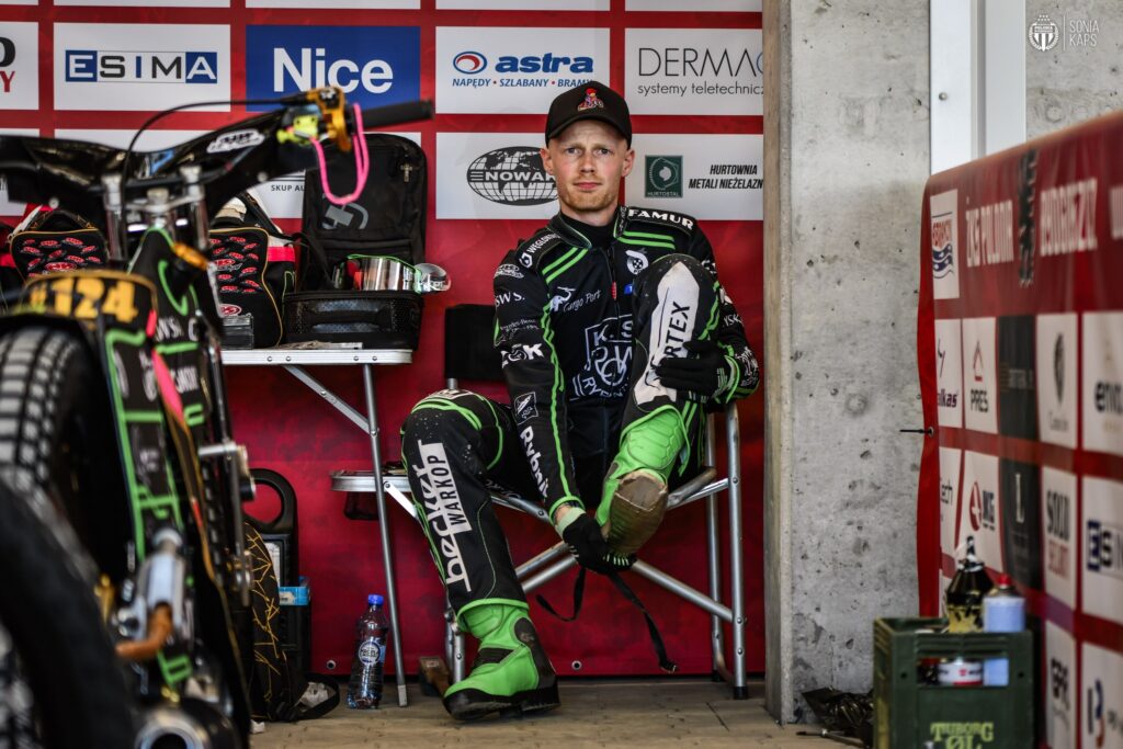 Żużel. Patrick Hansen wraca do ligowego ścigania 1 Żużel Patrick Hansen