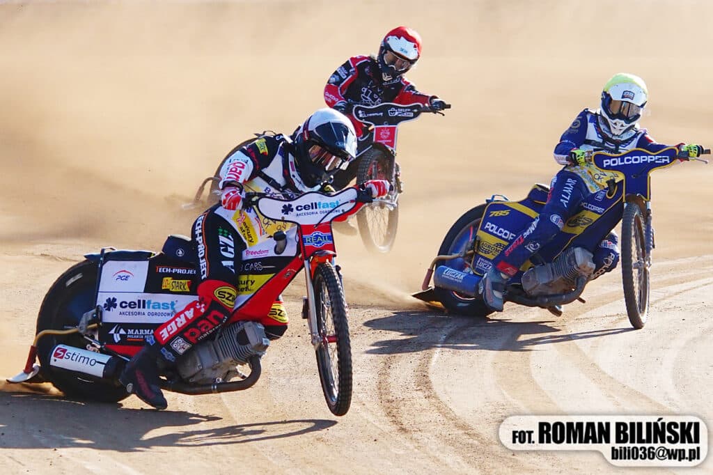Finał DMPJ. Wilki Krosno górą u siebie! Show Świercza i Pawełczaka 2 u24 ekstraliga