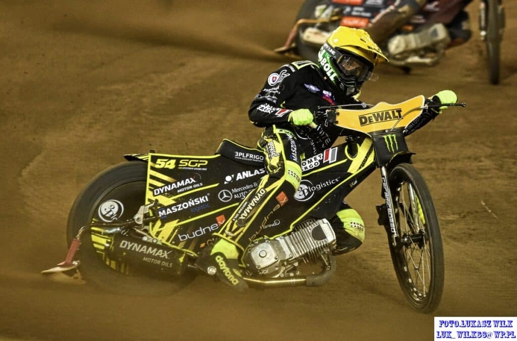 Martin Vaculik miał wypadek samochodowy przed Speedway Grand Prix na Stadionie Narodowym! 3 382586090 6899971453374165 610370472844010141 n