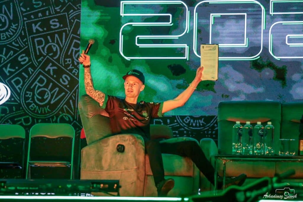 Patrick Hansen będzie ekspertem w jednej ze stacji telewizyjnych. Świetna wiadomość dla kibiców 2 430080440 913130104157365 1418944214408508769 n