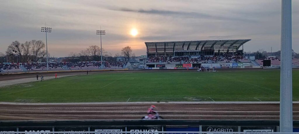 Żużel. Znacząca różnica klasy! Mistrz Polski Motor Lublin pewnie pokonuje Arged Malese Ostrów Wlkp. 2 98007b2a dd63 48aa 8fff a2231e6ff9a7