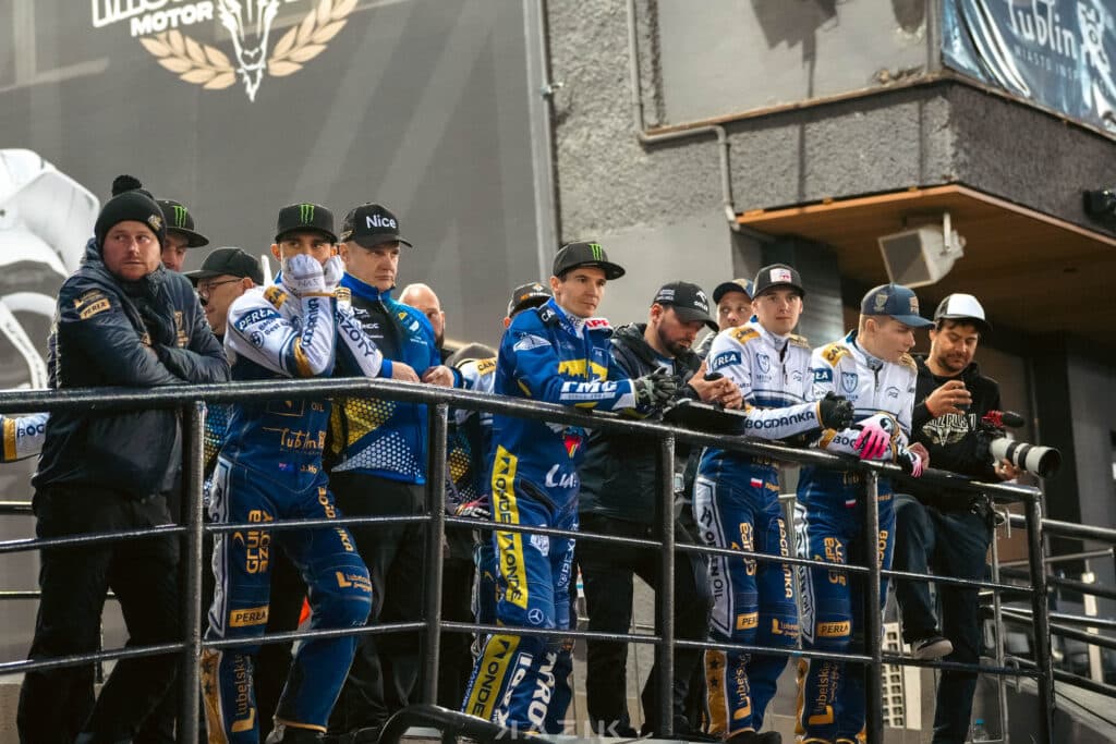 Robert Lambert kpi z parowej jazdy Łaguty i Kowalskiego 3 trener Aniołów