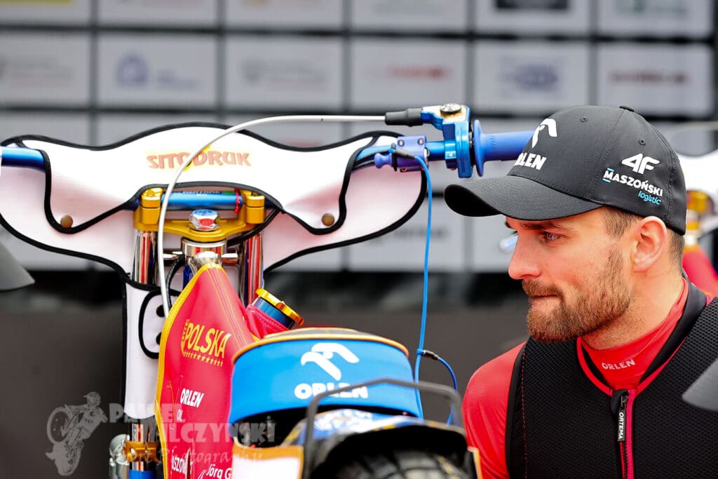 Za rok na MAX, teraz jeszcze można obejrzeć bez problemu. Gdzie oglądać Grand Prix na żużlu? 1 Bartosz Zmarzlik