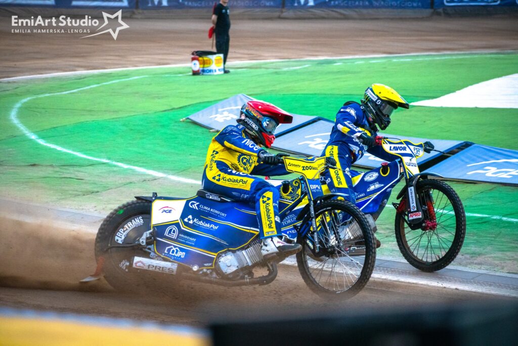 Liga szwedzka. Demolka w Malilli, bezradna Eskilstuna i fatalny Tarasienko! 1 443843028 1072218597845303 3523421706180015172 n