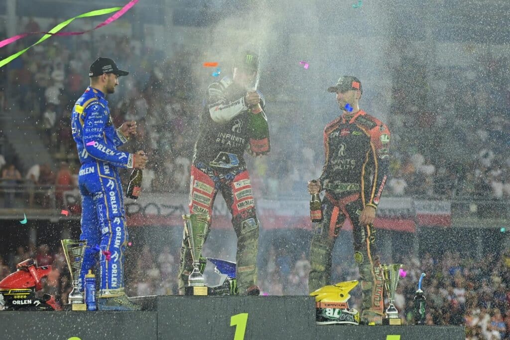 Klasyfikacja Grand Prix na żużlu 2024. Lindgren coraz bliżej podium. Zmarzlik nadal z ogromną przewagą 2 83a09294 2e1b 4b85 9177 970589e0f7b4