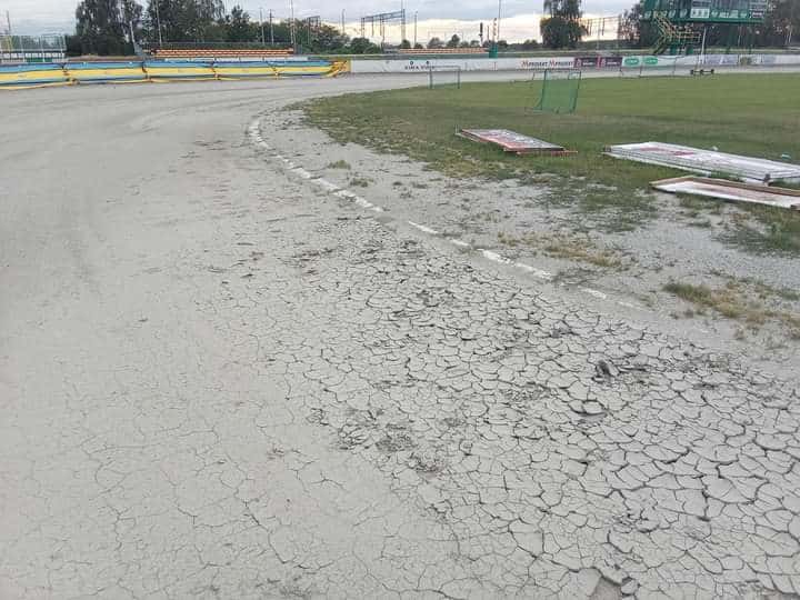 Sport Żużlowy. Niszczejący stadion w Rawiczu popada w ruiny! Mijają miesiące bez żużla na "Florku" 1 451715608 797779399138290 8855514637938182732 n