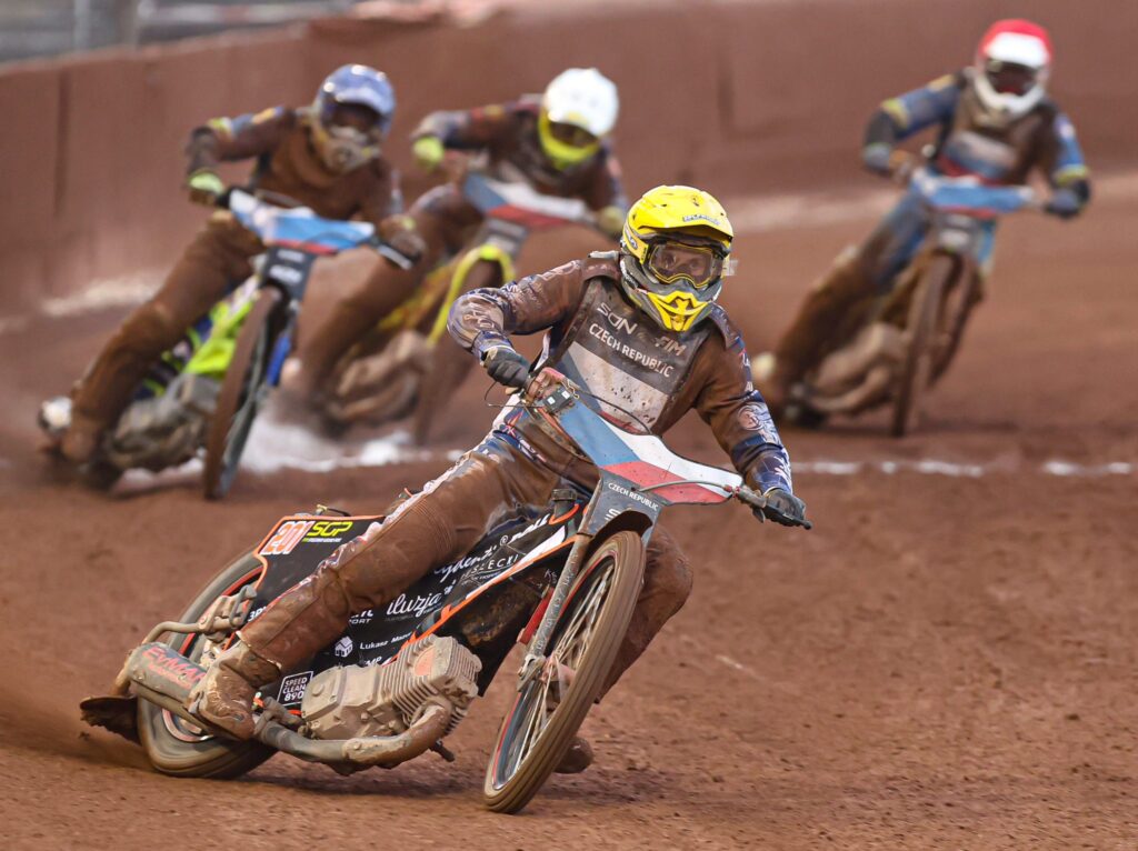 Dostał drugą szansę i ją wykorzysta? Chce poprawić wyniki w Speedway Grand Prix 3 GSJyzt9XwAAxrqP