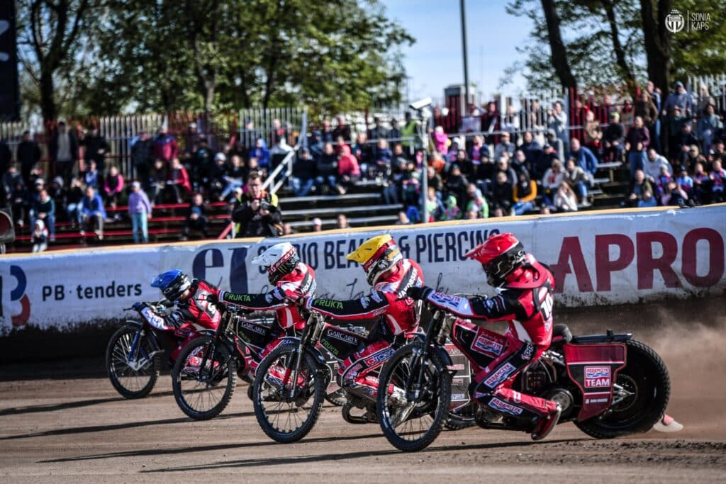 Polonia Bydgoszcz bez finansowych poślizgów! "Tu jest komfort taki, że nie mamy opóźnień" 3 Polonia Bydgoszcz melduje się w wielkim finale