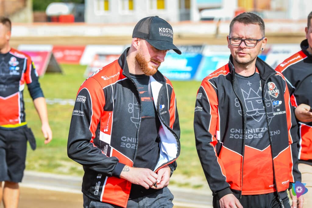 Stal Rzeszów wygrywa braterski pojedynek. Gomólski po meczu z Ostrowem 2 Żużel. Jak nie ma frajdy z jazdy, to po co pchać się na siłę?