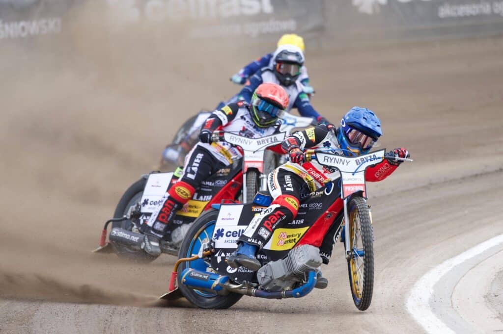 Czas na Derby Podkarpacia! Znamy składy na sobotnie starcie 2 Zimny prysznic dla Fogo Unii Leszno! Cellfast Wilki Krosno rozgryzły trudny tor