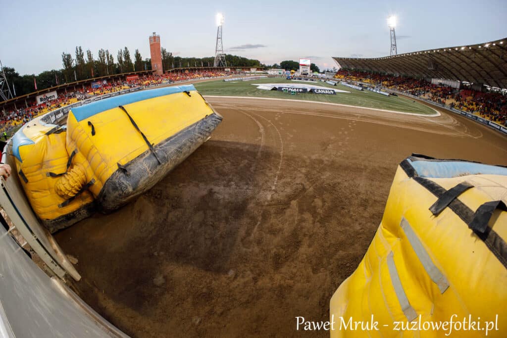 Speedway Ekstraliga przyjrzy się wydarzeniom z Wrocławia! Prezes zabrał głos 2 Katastrofa torowa we Wrocławiu!