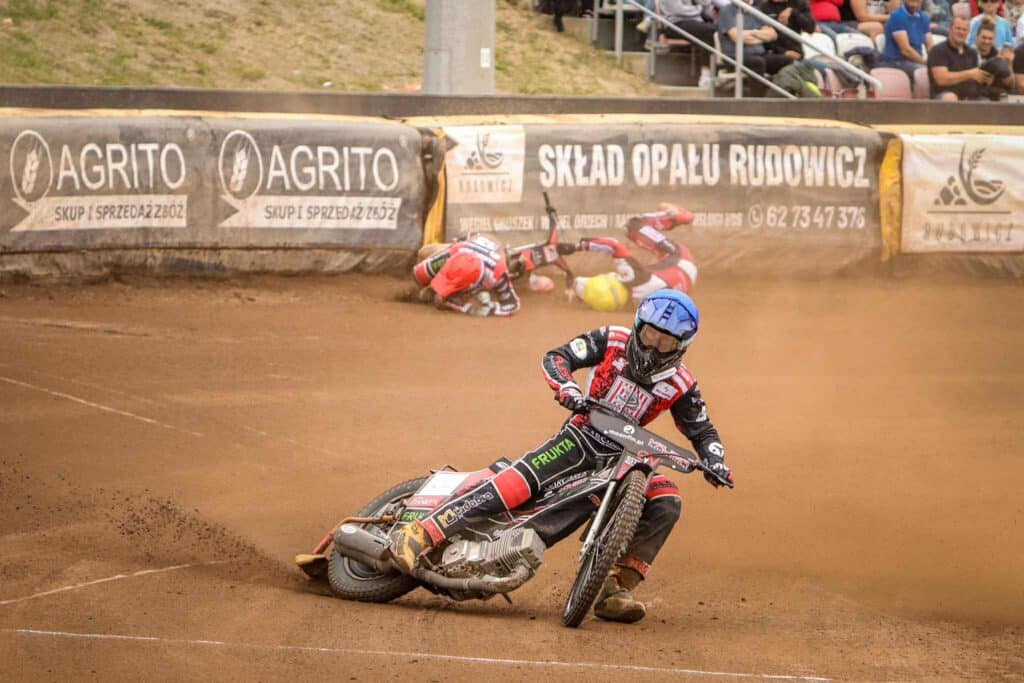 Polonia Bydgoszcz za mocna dla gospodarzy z Ostrowa 3 494891010 1238266167802473 6830937210305642659 n