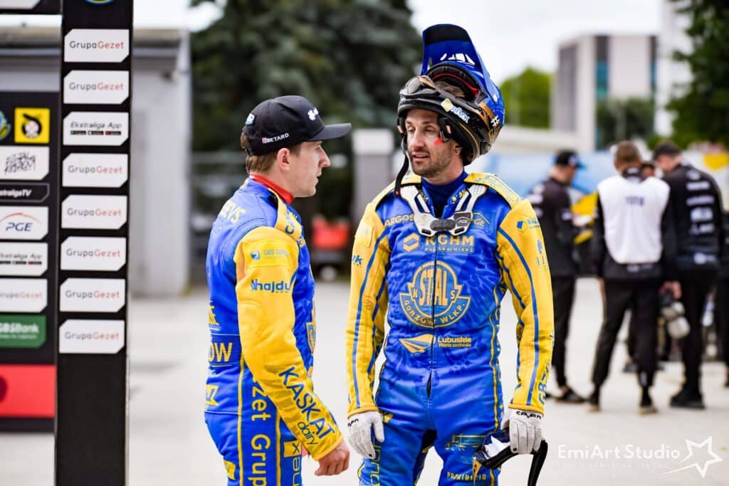 Andrzej Lebiediew pomoże Jepsenowi Jensenowi?! To Łotysz powiedział Duńczykowi po Grand Prix Challenge 3 Anders Thomsen chciałby pozostać w cyklu Speedway Grand Prix na sezon 2026. Do tego potrzebne będzie mu miejsce w czołowej siódemce lub utrzymanie Kubery i Lebiediewa