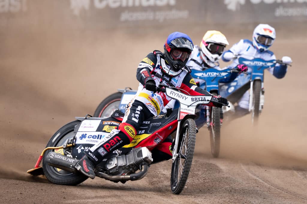 Tabela Metalkas 2. Ekstraligi. Unia wciąż na czele. Stal bliżej play-off! 3 Cellfast Wilki Krosno pokazały siłę