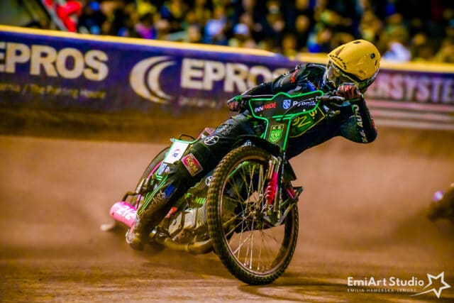 ROW Rybnik zawalił najważniejszy mecz w sezonie! Zawodnik U24 „Rekinów” podał powód
